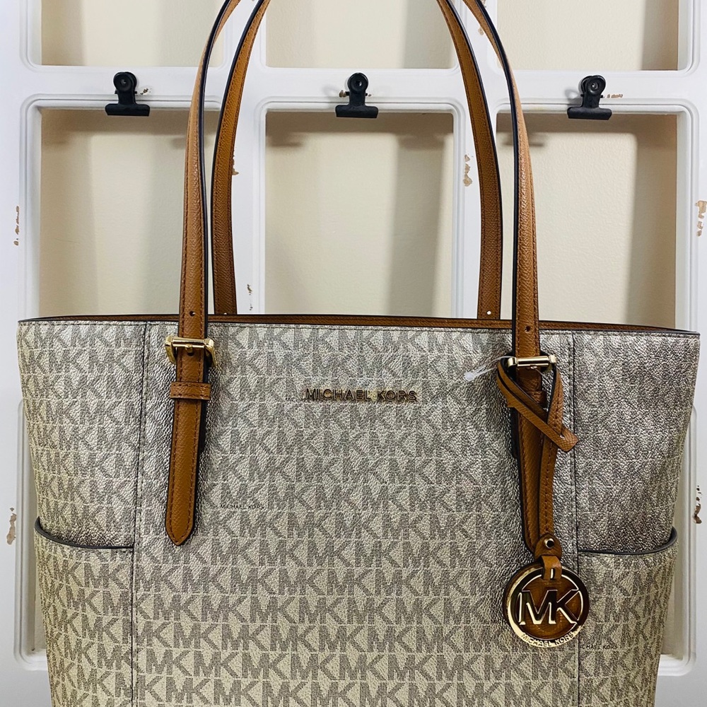 MK Signature Logo Large Tote - Picture 4 of 8